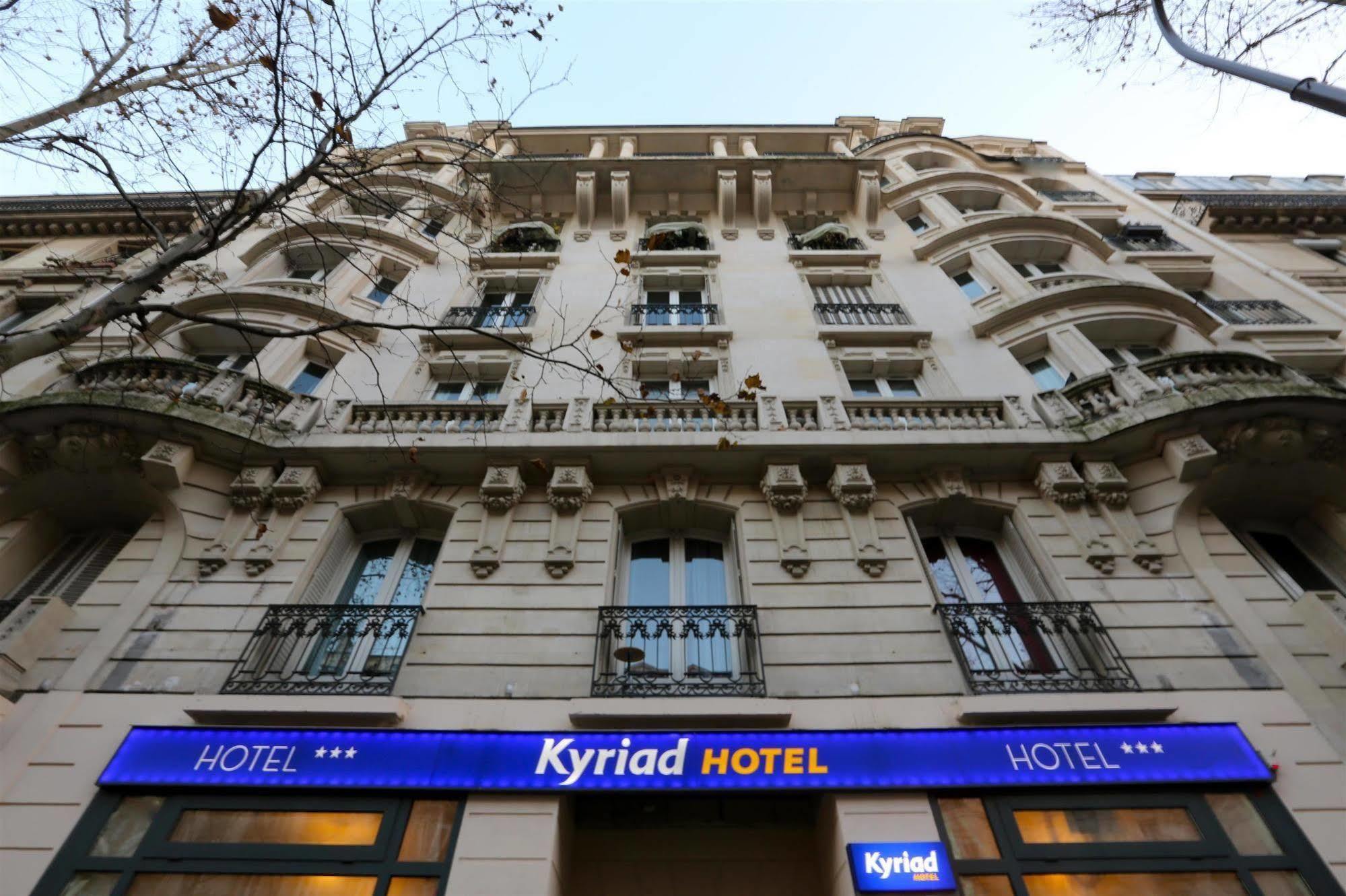 Kyriad Paris 18 - Porte De Clignancourt - Montmartre Екстериор снимка